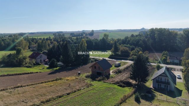 dom wolnostojący, 5 pokoi Wysocice. Zdjęcie 26