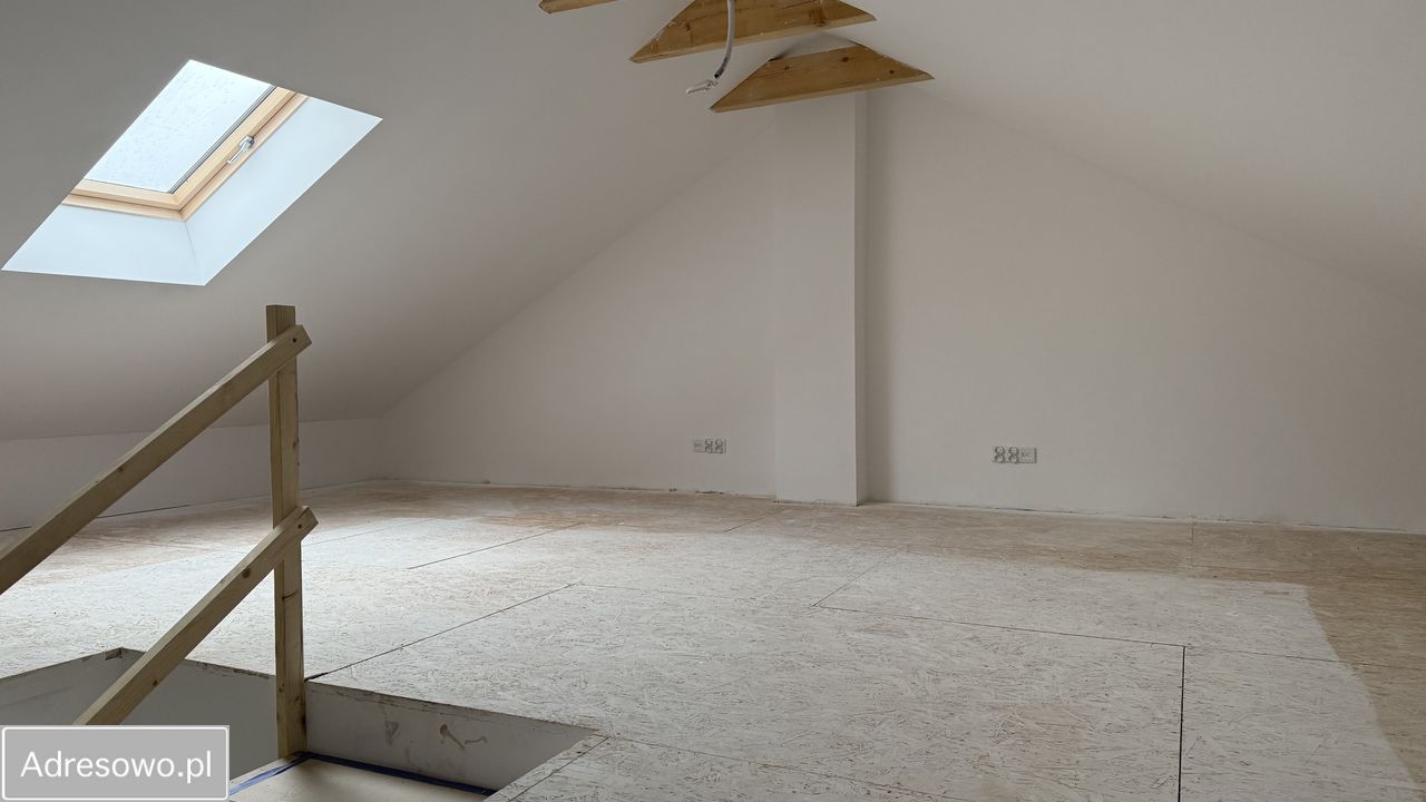 bliźniak, 5 pokoi Liszki, ul. Polna. Zdjęcie 3