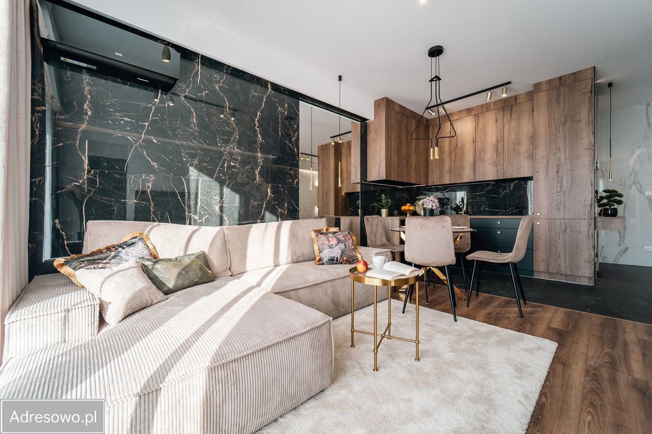 Mieszkanie 2-pokojowe Częstochowa Parkitka, ul. Małopolska. Zdjęcie 1