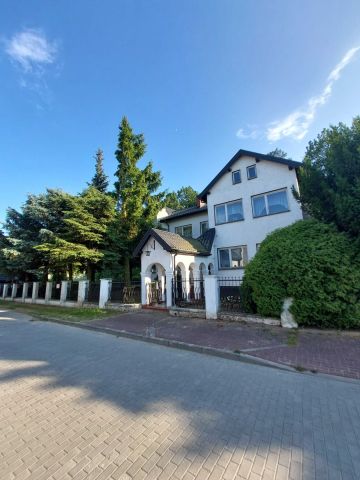 dom wolnostojący, 8 pokoi Maków Mazowiecki, ul. Leśna. Zdjęcie 1