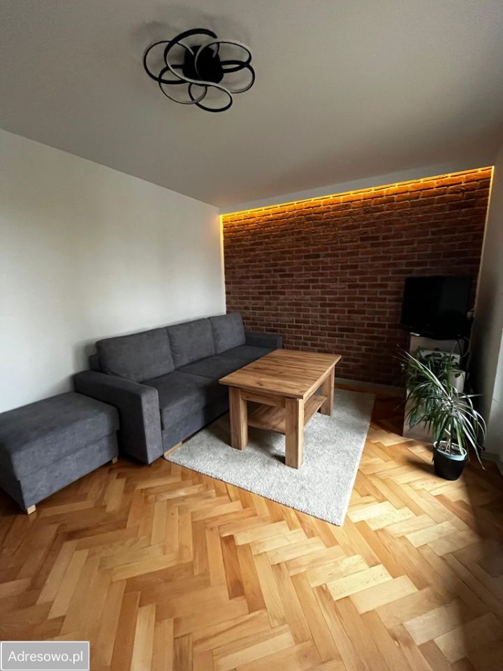 Mieszkanie 2-pokojowe Wadowice, pl. Obrońców Westerplatte. Zdjęcie 1