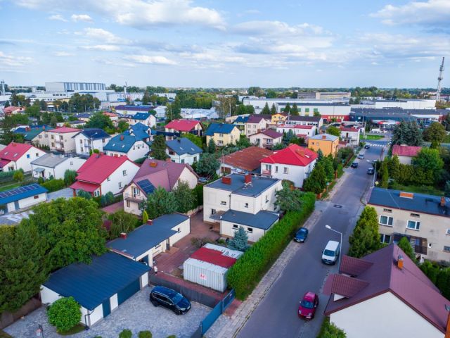 dom wolnostojący, 7 pokoi Łowicz, ul. Zgoda. Zdjęcie 14