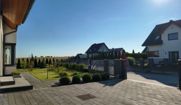 dom wolnostojący, 5 pokoi Małkowo, ul. Dworska