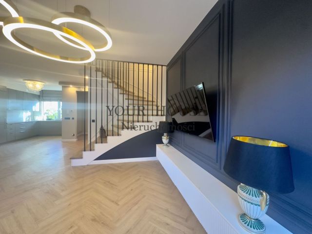 dom szeregowy, 5 pokoi Wrocław Krzyki. Zdjęcie 1