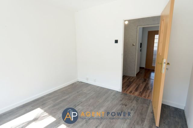 Mieszkanie 4-pokojowe Klucze, ul. Sosnowa. Zdjęcie 19