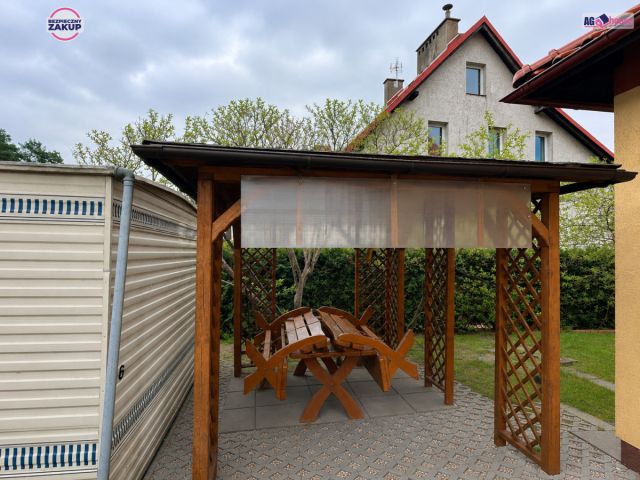 dom wolnostojący, 9 pokoi Mikoszewo, ul. Długa. Zdjęcie 3