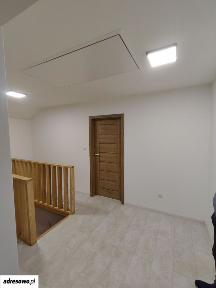 bliźniak, 9 pokoi Tarnowskie Góry, ul. Stefana Żeromskiego. Zdjęcie 2
