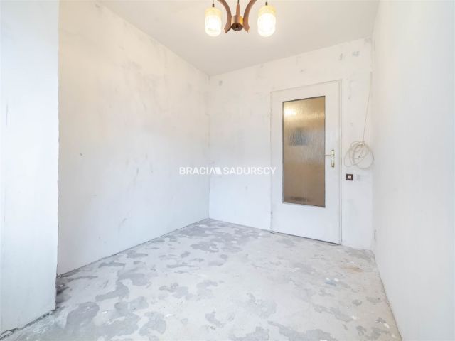 Mieszkanie 3-pokojowe Kraków Bieńczyce, os. Kazimierzowskie. Zdjęcie 9