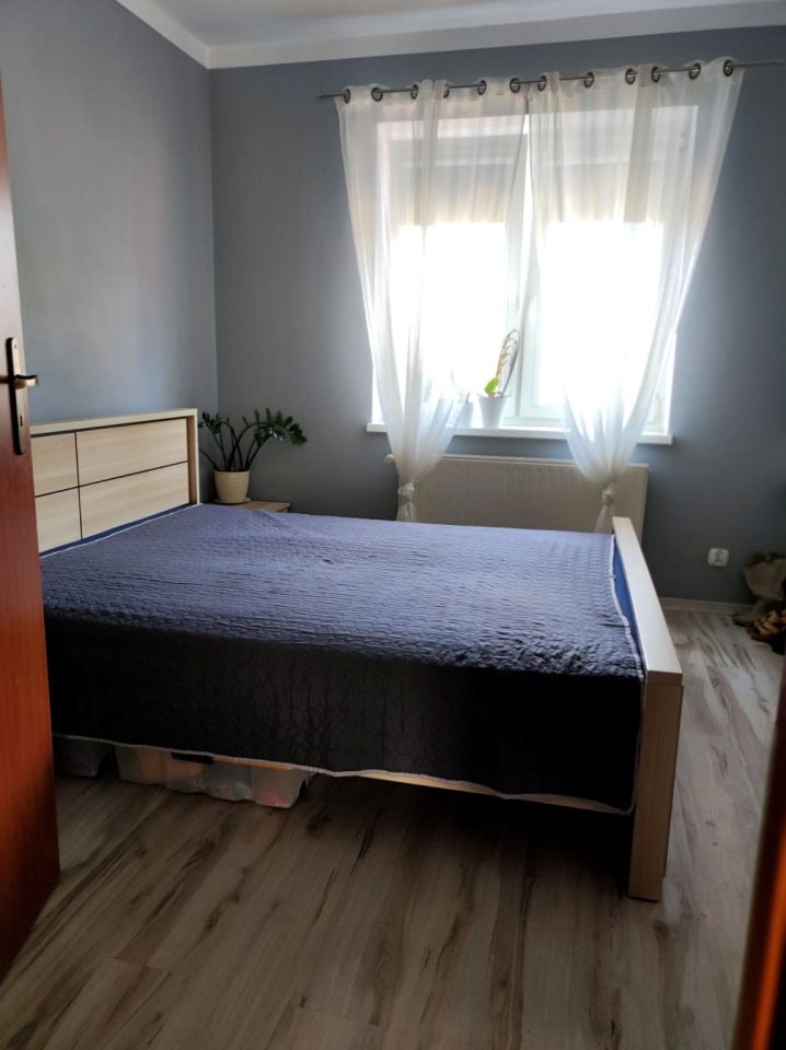 dom wolnostojący, 6 pokoi Polska Nowa Wieś. Zdjęcie 13