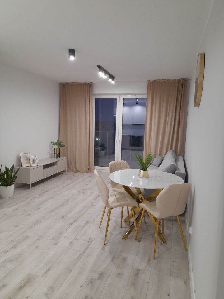 Mieszkanie 3-pokojowe Suwałki, ul. Szpitalna. Zdjęcie 2