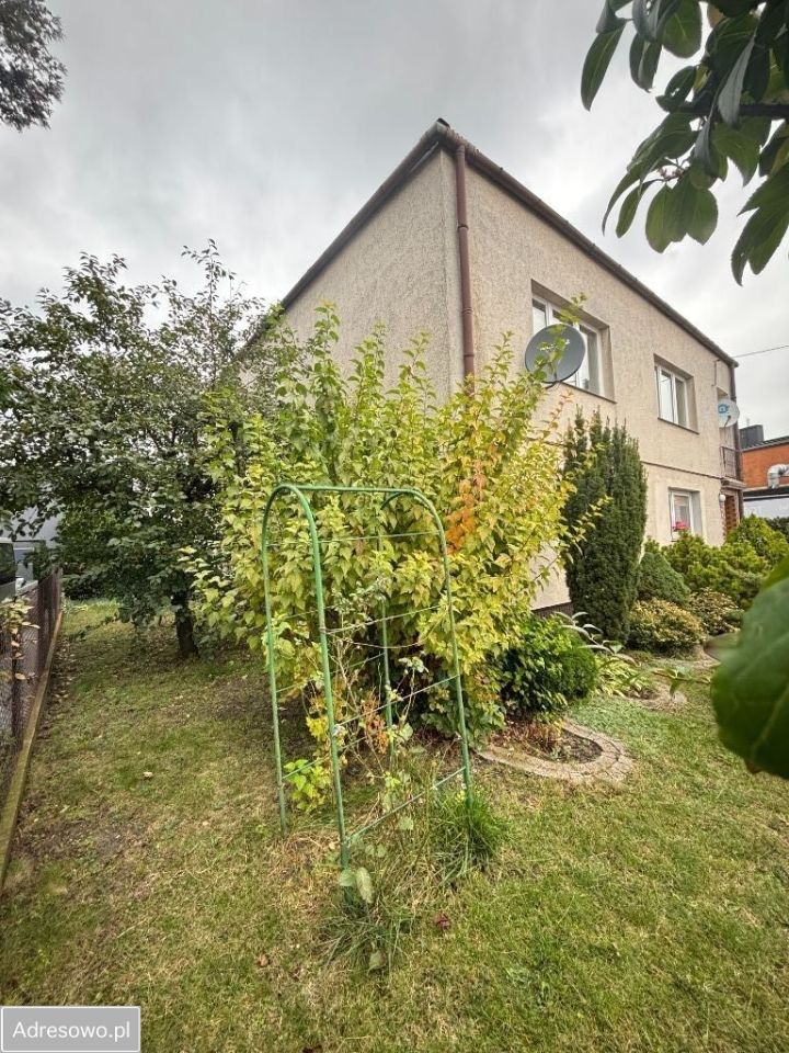 dom wolnostojący, 6 pokoi Koło Płaszczyzna, ul. Cypriana Kamila Norwida. Zdjęcie 2