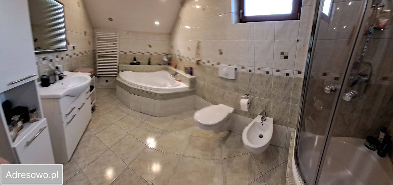 dom wolnostojący, 5 pokoi Ustroń Centrum, ul. Jana Wantuły. Zdjęcie 9