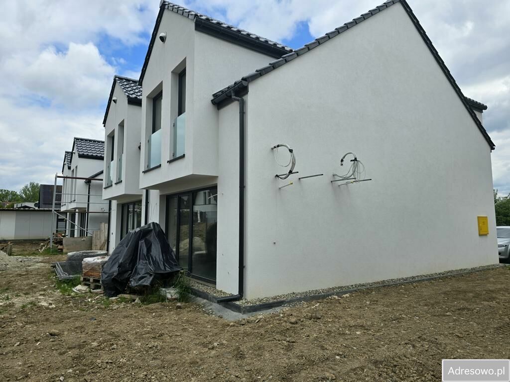 bliźniak, 3 pokoje Kraków Podgórze. Zdjęcie 2