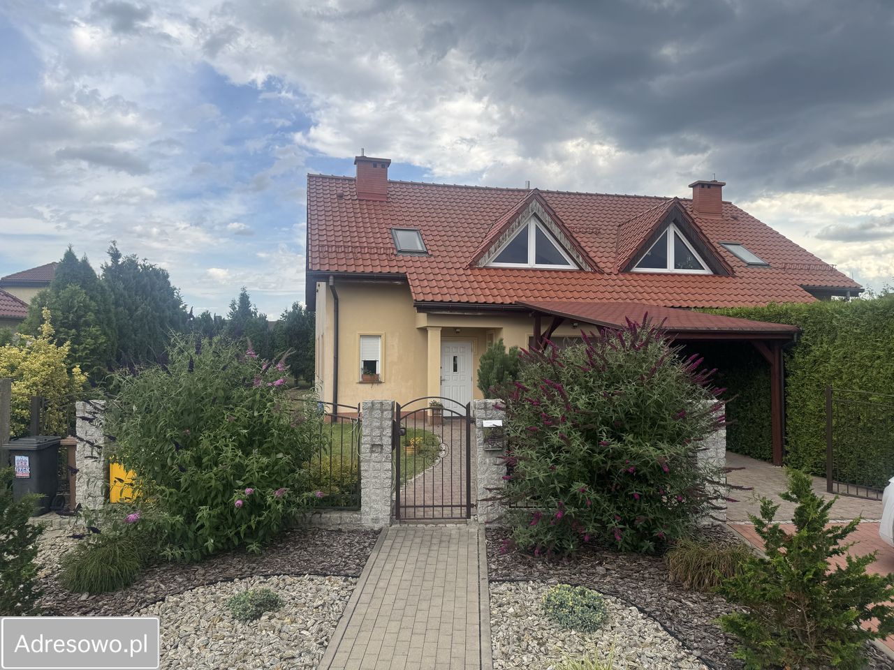 bliźniak, 4 pokoje Bolesławiec, ul. Ptasia. Zdjęcie 1