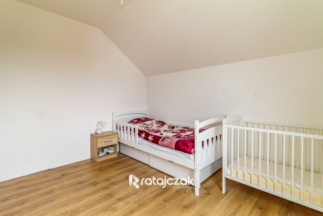 bliźniak, 5 pokoi Warzenko. Zdjęcie 15
