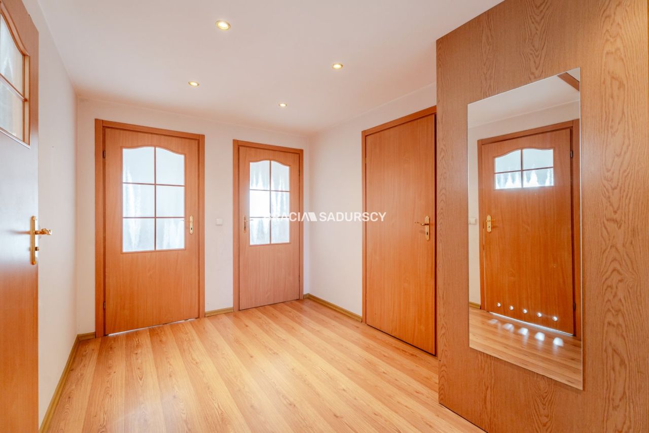 dom wolnostojący, 7 pokoi Skawina, ul. Wojska Polskiego. Zdjęcie 34