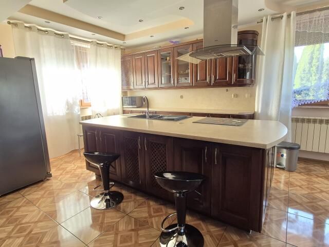 dom wolnostojący, 5 pokoi Czerwone. Zdjęcie 9