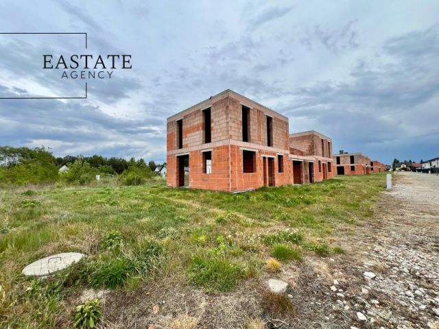 bliźniak, 4 pokoje Grądy, ul. Górna. Zdjęcie 2