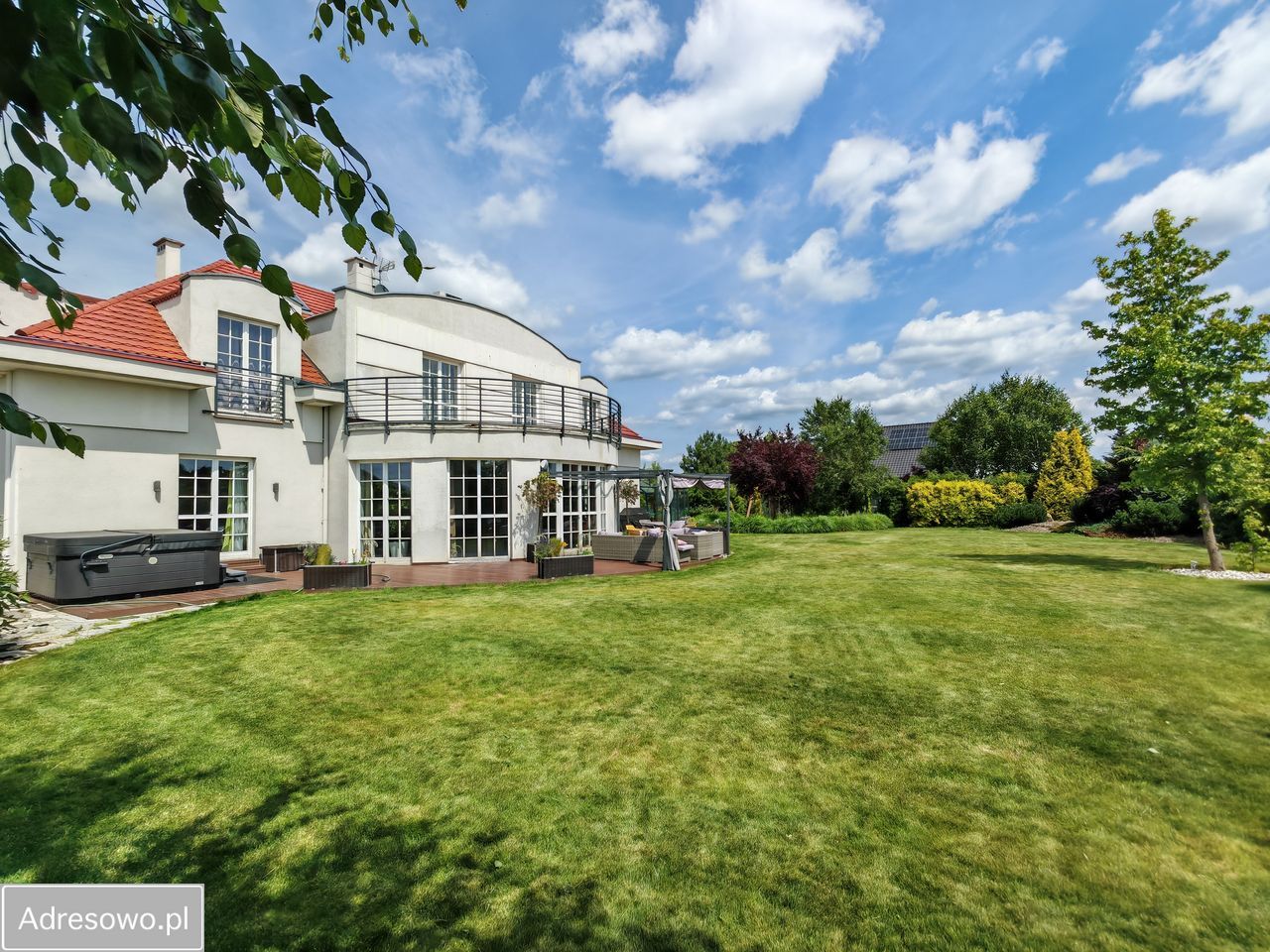 dom wolnostojący, 10 pokoi Żerniki Wrocławskie. Zdjęcie 2