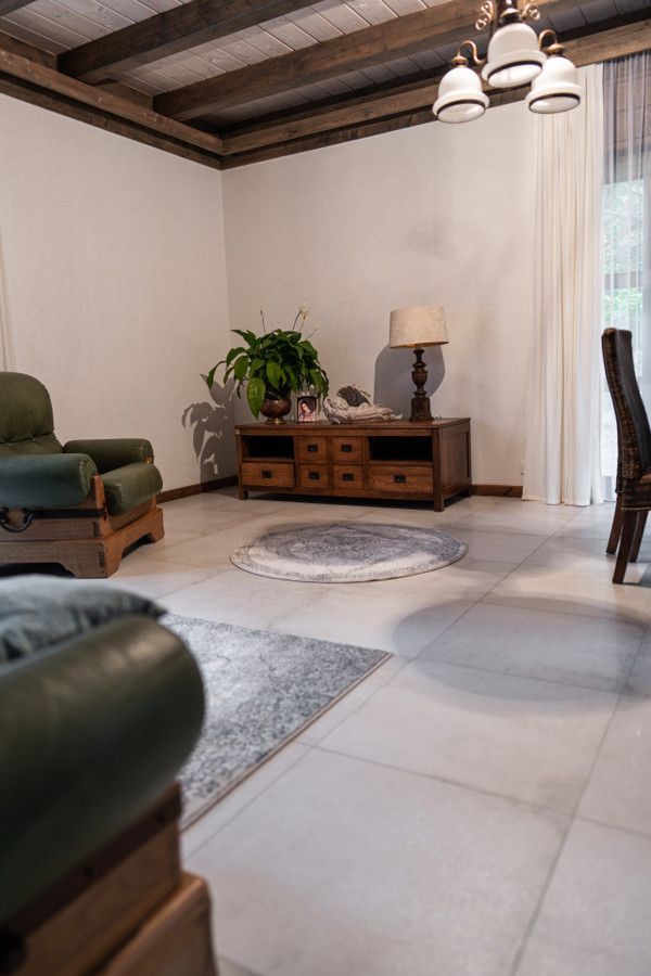 dom wolnostojący, 5 pokoi Kębło. Zdjęcie 13