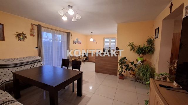 dom wolnostojący, 4 pokoje Głębowice, ul. Jagodowa. Zdjęcie 6