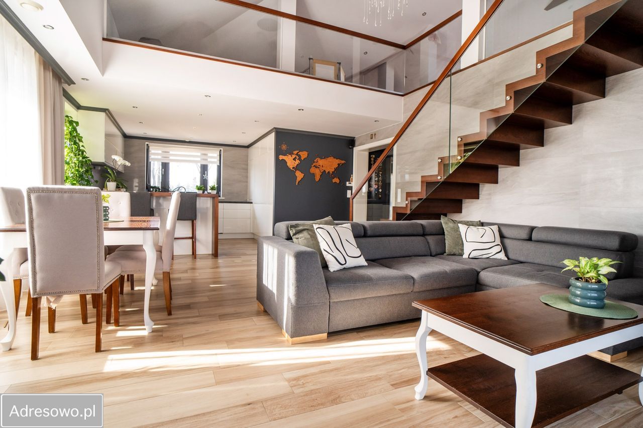 dom wolnostojący, 4 pokoje Krasienin-Kolonia. Zdjęcie 15