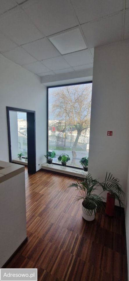 Lokal Wrocław Krzyki, al. Karkonoska. Zdjęcie 12