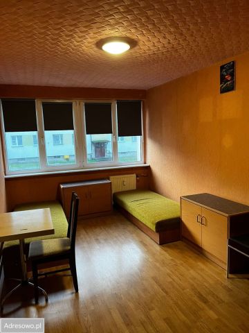 Mieszkanie 4-pokojowe Szczecin Skolwin, ul. Celulozowa. Zdjęcie 1