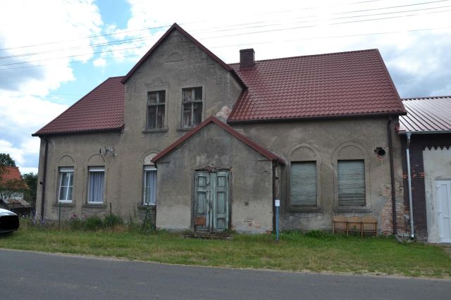 dom wolnostojący, 2 pokoje Brzozowa. Zdjęcie 1