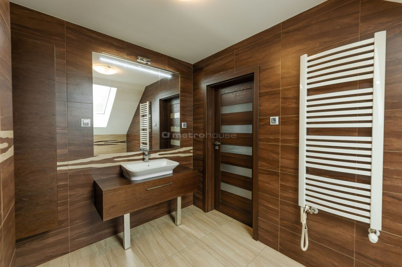 dom wolnostojący, 6 pokoi Żabiczyn. Zdjęcie 3