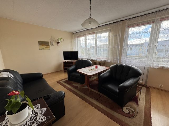 Mieszkanie 3-pokojowe Kłodzko, ul. Jacka Malczewskiego. Zdjęcie 1