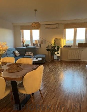 Mieszkanie 3-pokojowe Warszawa Praga-Południe, al. Stanów Zjednoczonych. Zdjęcie 2