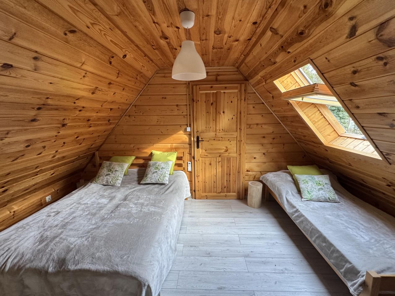 dom letniskowy, 3 pokoje Brenno. Zdjęcie 11