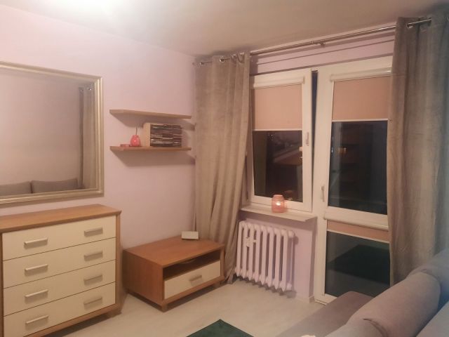 Mieszkanie 2-pokojowe Ostrowiec Świętokrzyski, ul. Mikołaja Kopernika. Zdjęcie 1