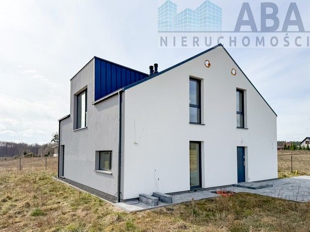 dom letniskowy, 4 pokoje Polanowo. Zdjęcie 2