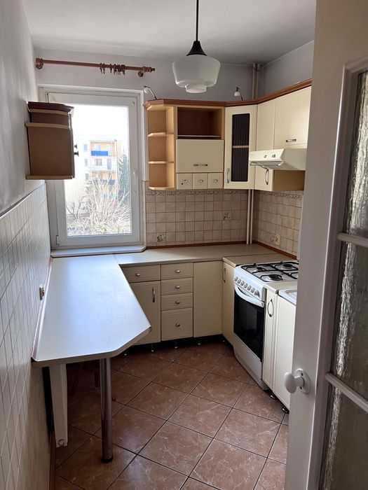 Mieszkanie 4-pokojowe Bełchatów. Zdjęcie 3