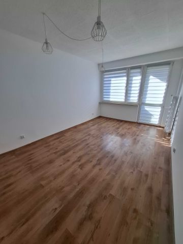 Mieszkanie 2-pokojowe Bielsko-Biała Komorowice Krakowskie. Zdjęcie 1