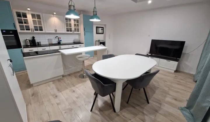 Mieszkanie 3-pokojowe Jelenia Góra, al. Wojska Polskiego