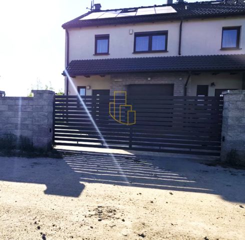 dom szeregowy, 5 pokoi Mirków. Zdjęcie 1