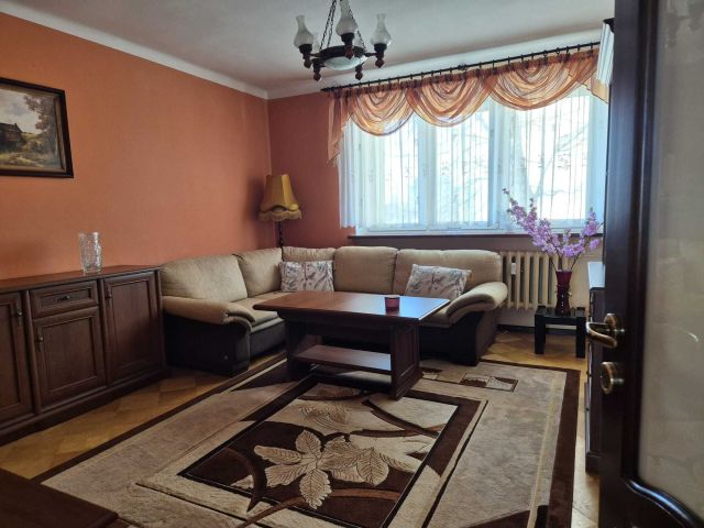 Mieszkanie 4-pokojowe Łomża, ul. Poznańska. Zdjęcie 1