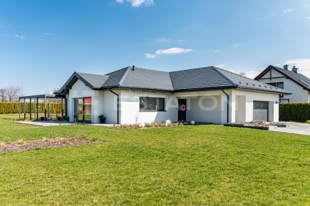 dom wolnostojący, 4 pokoje Trzciana. Zdjęcie 21