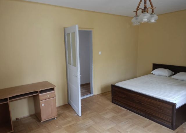 dom wolnostojący, 5 pokoi Kielnarowa. Zdjęcie 4