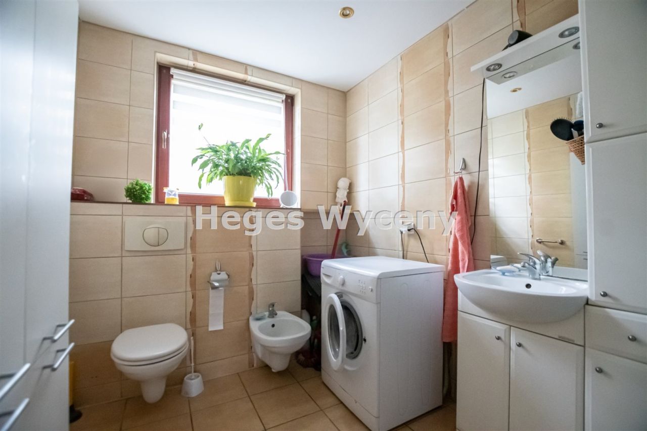 dom wolnostojący, 3 pokoje Czernica. Zdjęcie 11