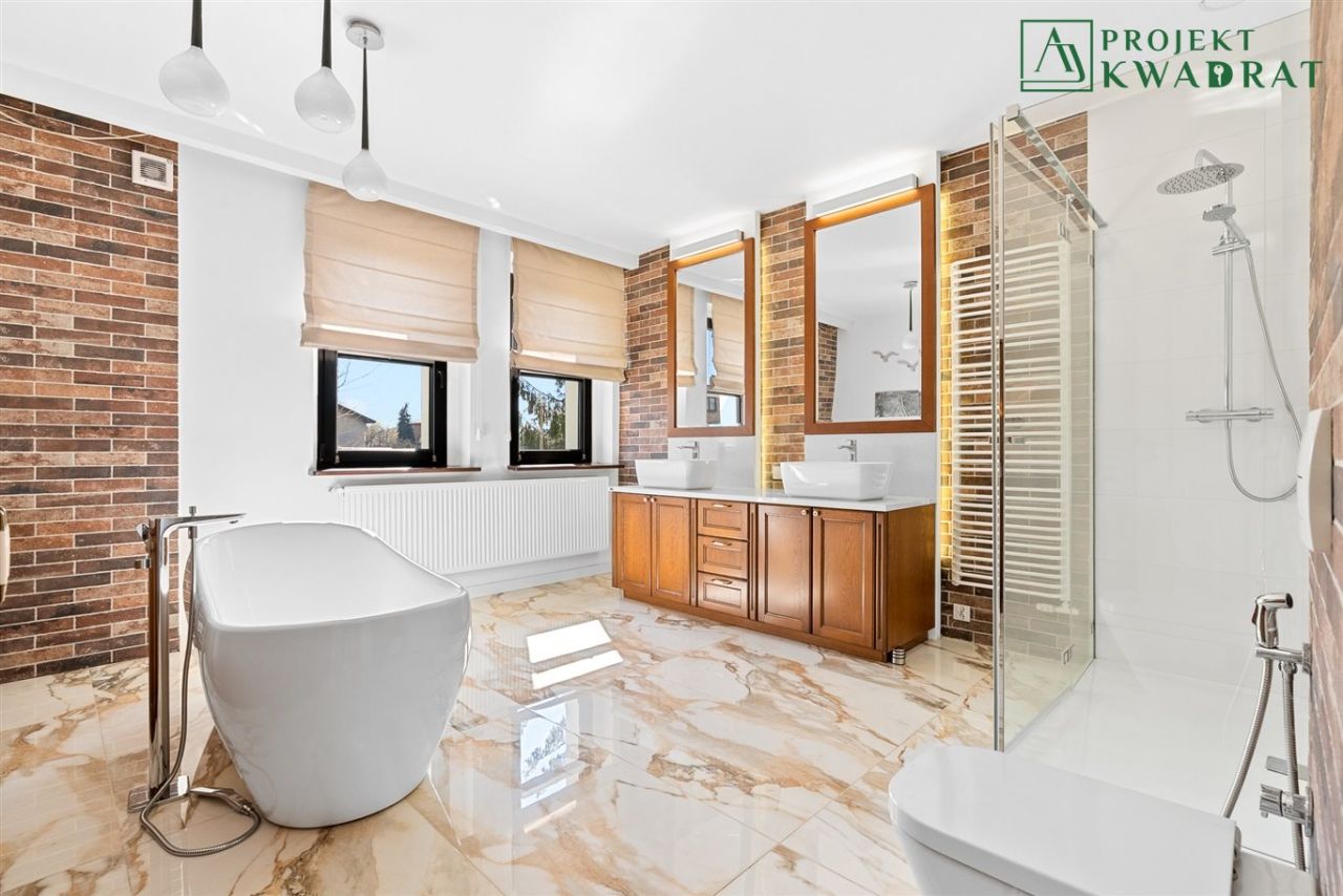 dom wolnostojący, 6 pokoi Chudów, ul. Szkolna. Zdjęcie 1