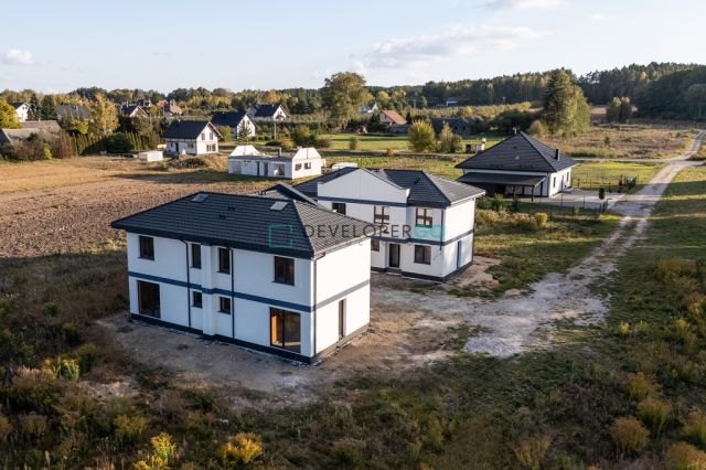 bliźniak, 4 pokoje Fasty, ul. Dzikowska. Zdjęcie 5