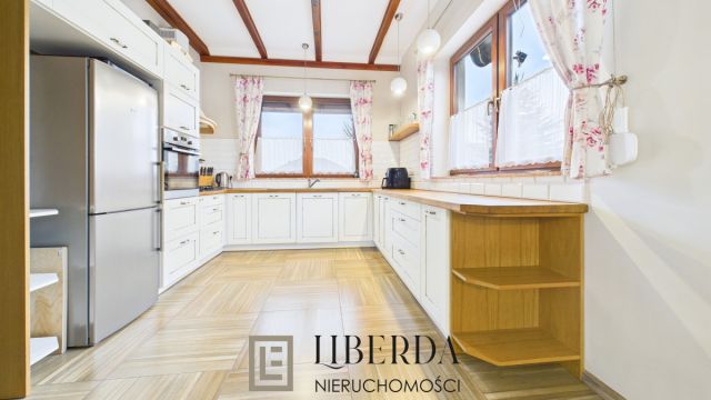 dom wolnostojący, 5 pokoi Biskupie-Kolonia. Zdjęcie 3