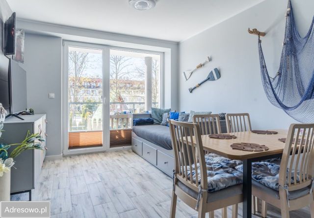 Lokal Jastrzębia Góra Lisi Jar, ul. Rozewska. Zdjęcie 1