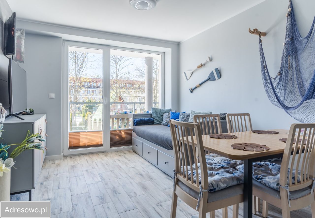 Lokal Jastrzębia Góra Lisi Jar, ul. Rozewska