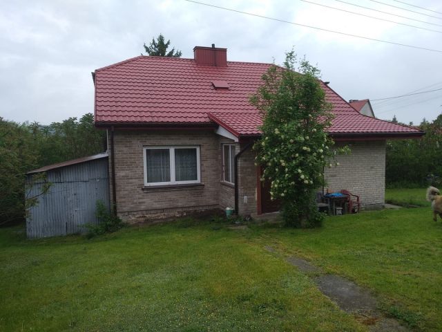 dom wolnostojący, 3 pokoje Chmielów, ul. Słoneczna. Zdjęcie 1
