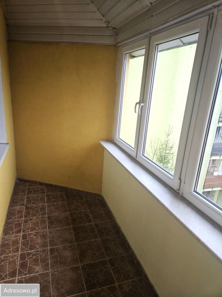 Mieszkanie 3-pokojowe Warszawa Rembertów, ul. Czerwonych Beretów. Zdjęcie 2